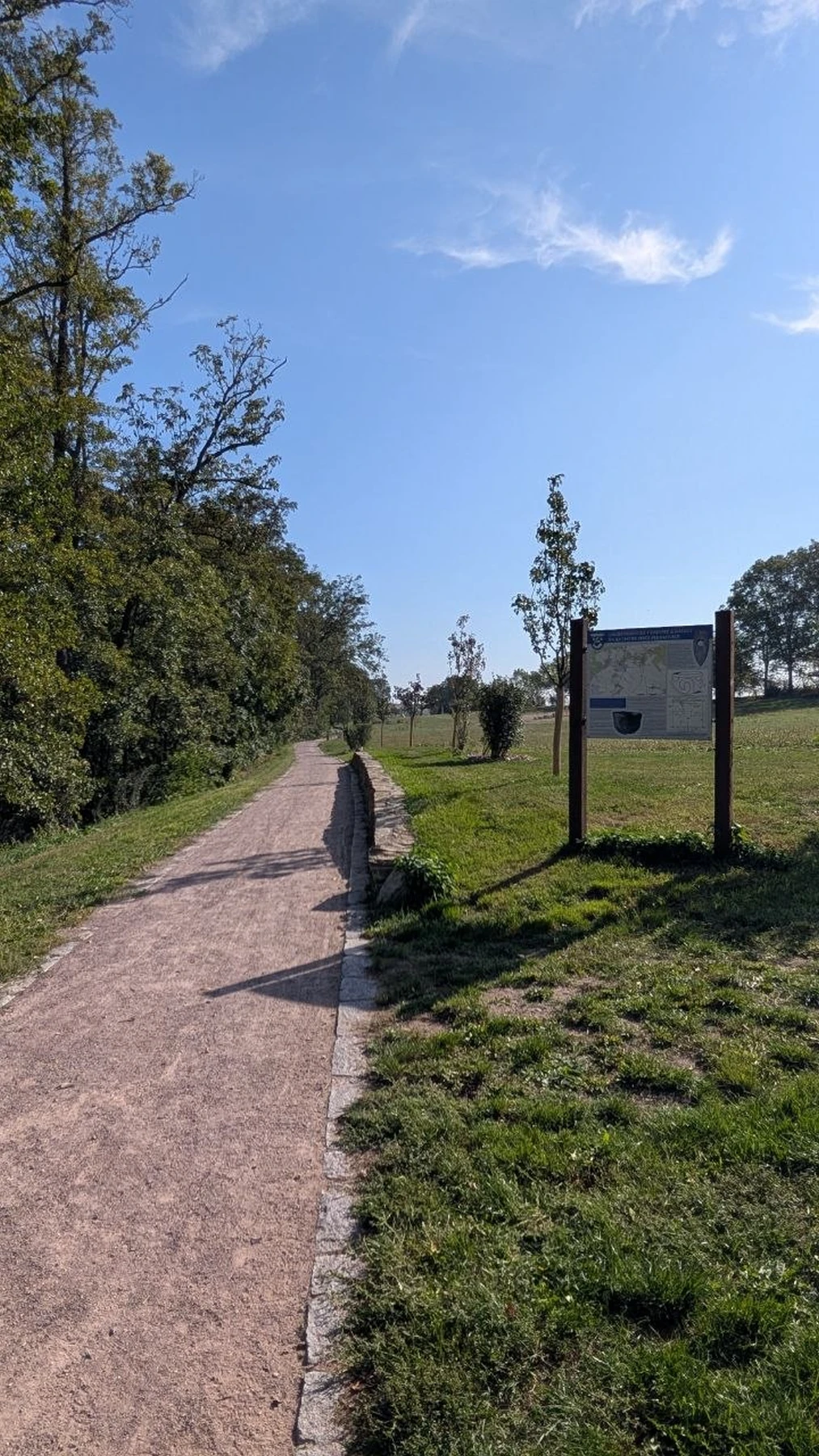 Dubová alej, stezka kolem rybníka, lesopark Špičák a mokřad s bylinkovou zahradou, Plenkovice (2014-2025)